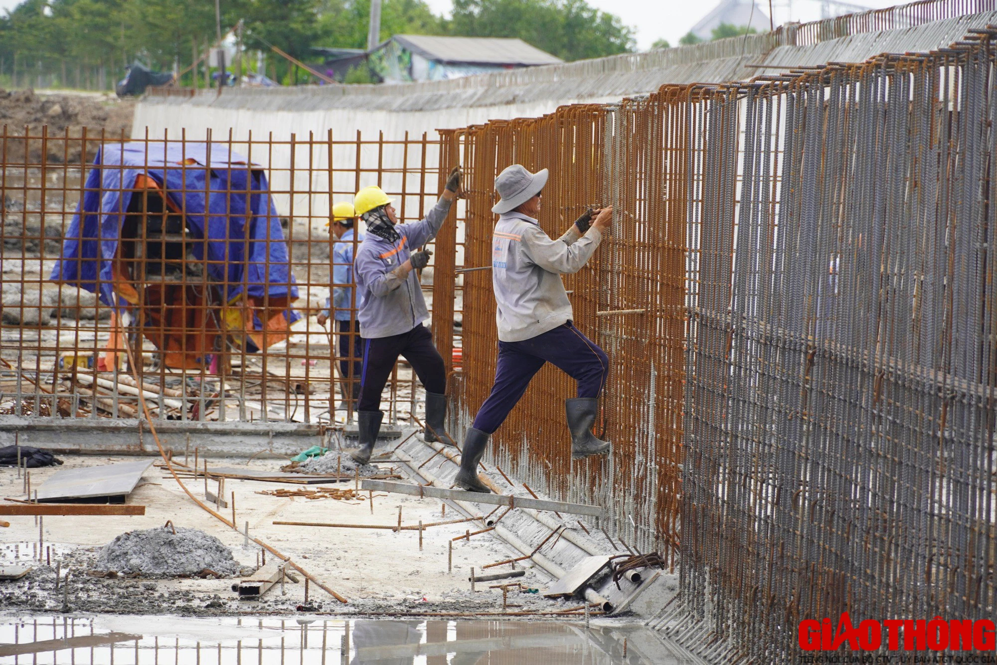 Toàn cảnh cầu Phước An nối Bà Rịa - Vũng Tàu và Đồng Nai sau nhiều tháng thi công - Ảnh 2.