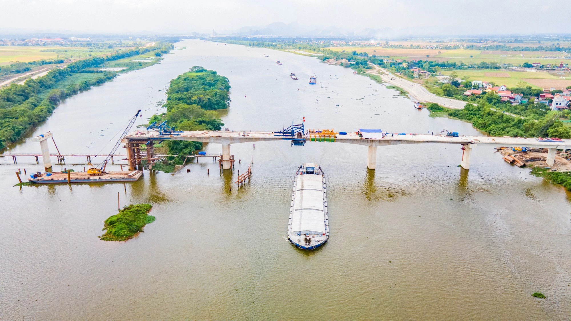 Hợp long cầu Bến Mới nối Nam Định - Ninh Bình - Ảnh 9.