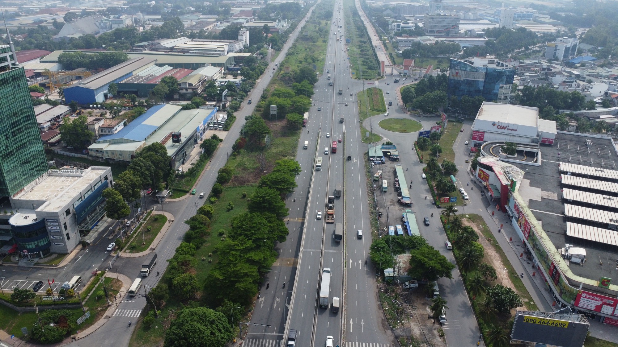 Năm giữa nhiệm kỳ Đồng Nai triển khai hàng loạt dự án giao thông - Ảnh 1.