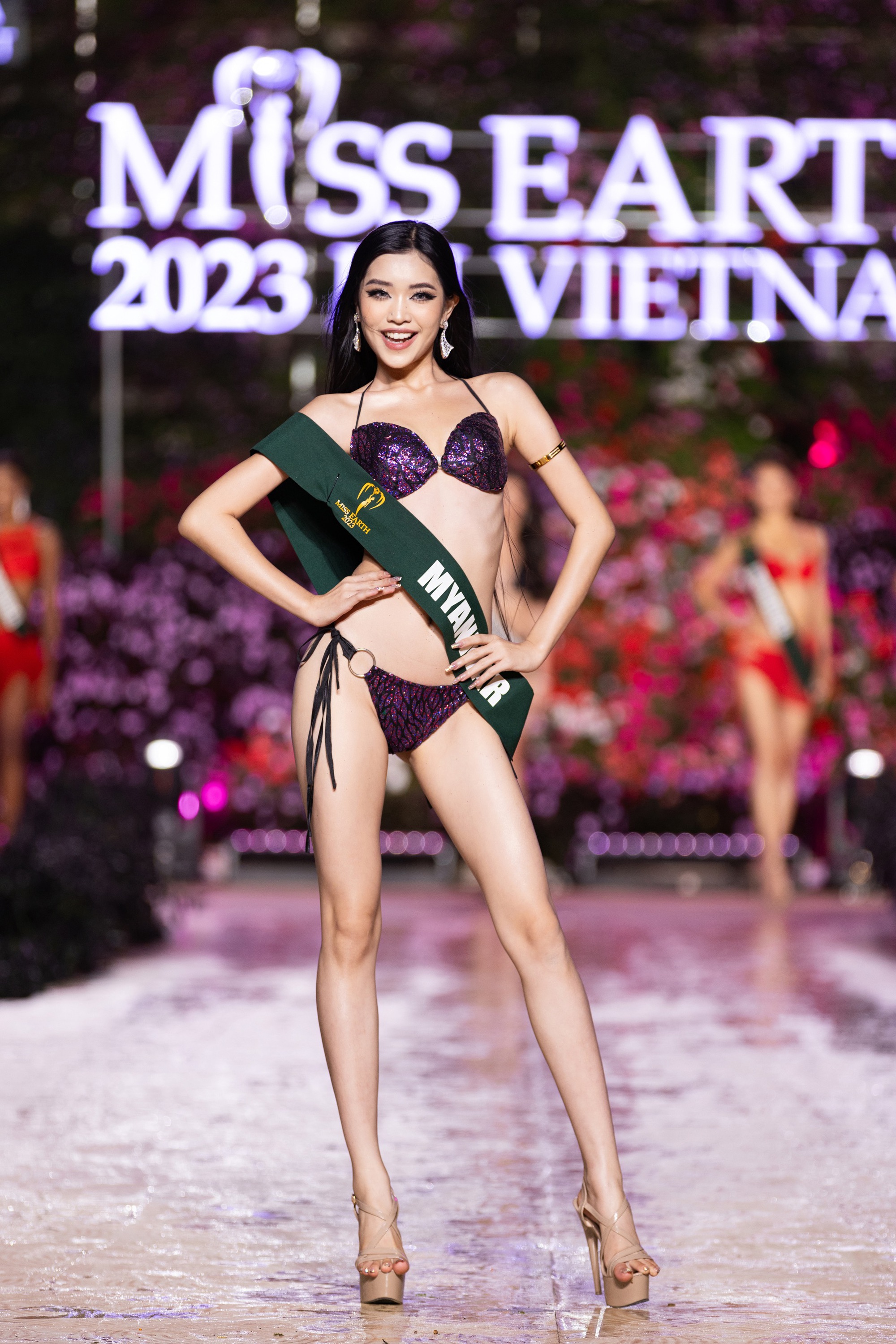 Dàn người đẹp Miss Earth 2023 khoe dáng nóng bỏng với bikini dưới trời lạnh 15 độ - Ảnh 20.