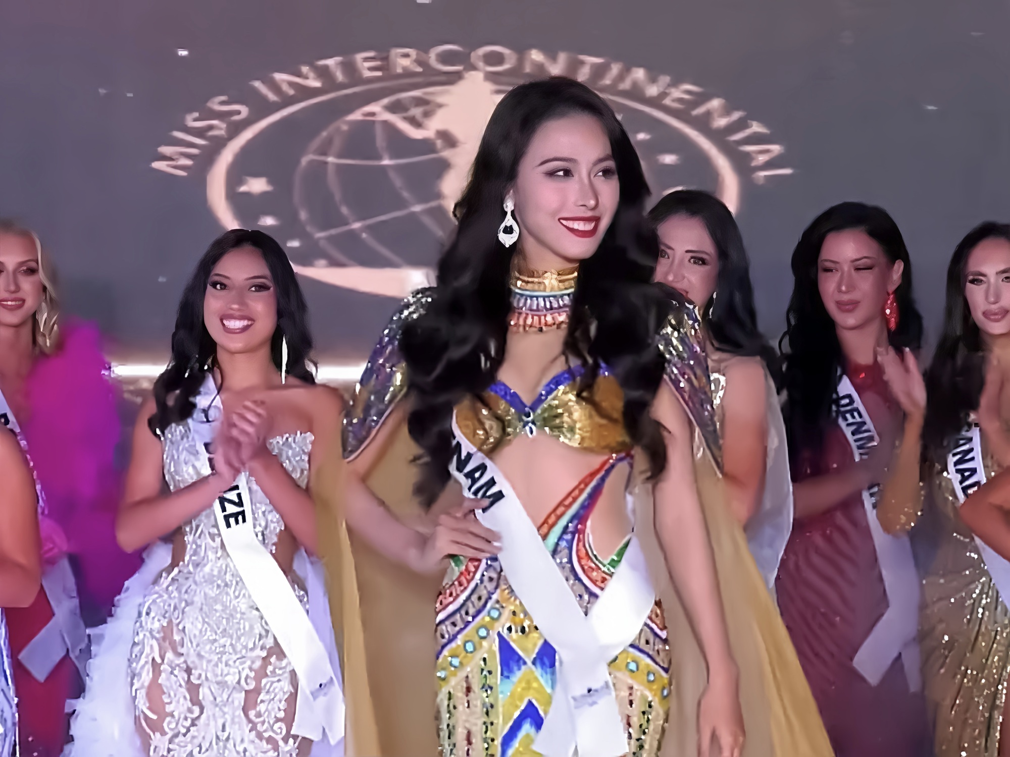 Lê Nguyễn Ngọc Hằng đạt á hậu 2, Thái Lan giành vương miện Miss Intercontinental 2023 - Ảnh 1.