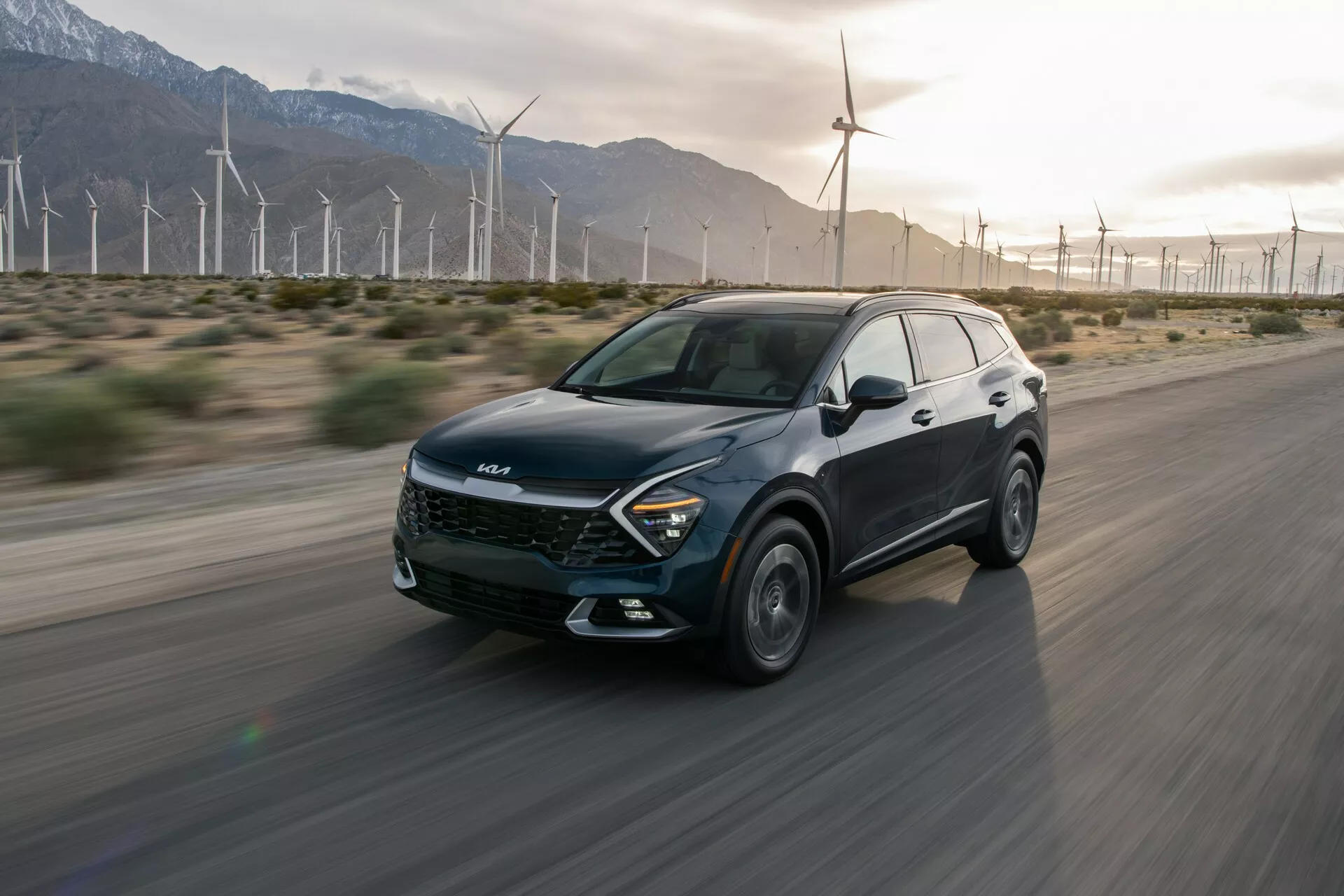 Kia Sportage hybrid 2024 ra mắt với nhiều nâng cấp mới về trang bị - Ảnh 1.