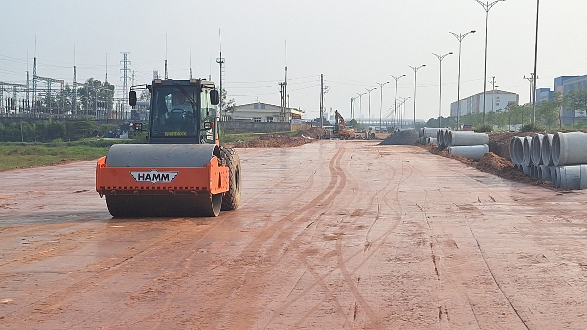 Thần tốc mở đường phục vụ phát triển công nghiệp, đô thị tại Thái Nguyên - Ảnh 1.