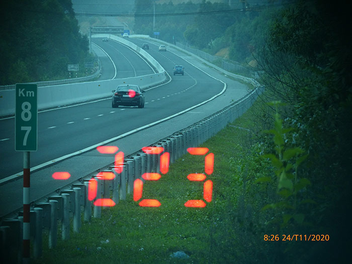 Những lỗi vi phạm giao thông nguy hiểm mà tài xế Việt thường mắc phải - Ảnh 3.