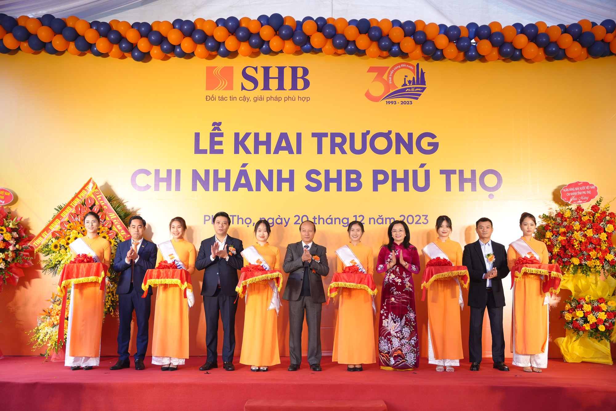 SHB mở mới liên tiếp hai chi nhánh, thâm nhập thị trường tài chính Đông Bắc Bộ - Ảnh 2.