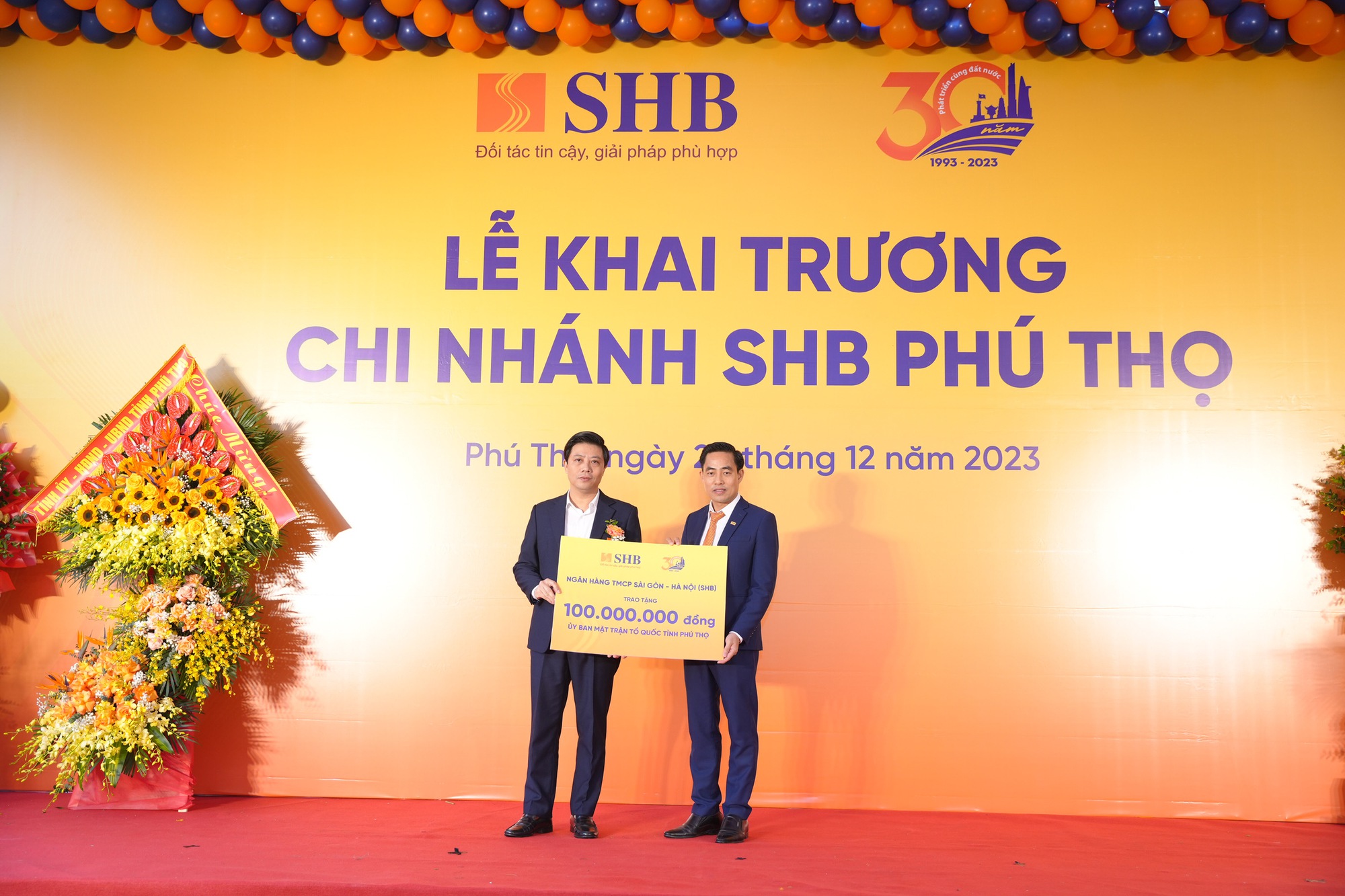 SHB mở mới liên tiếp hai chi nhánh, thâm nhập thị trường tài chính Đông Bắc Bộ - Ảnh 4.