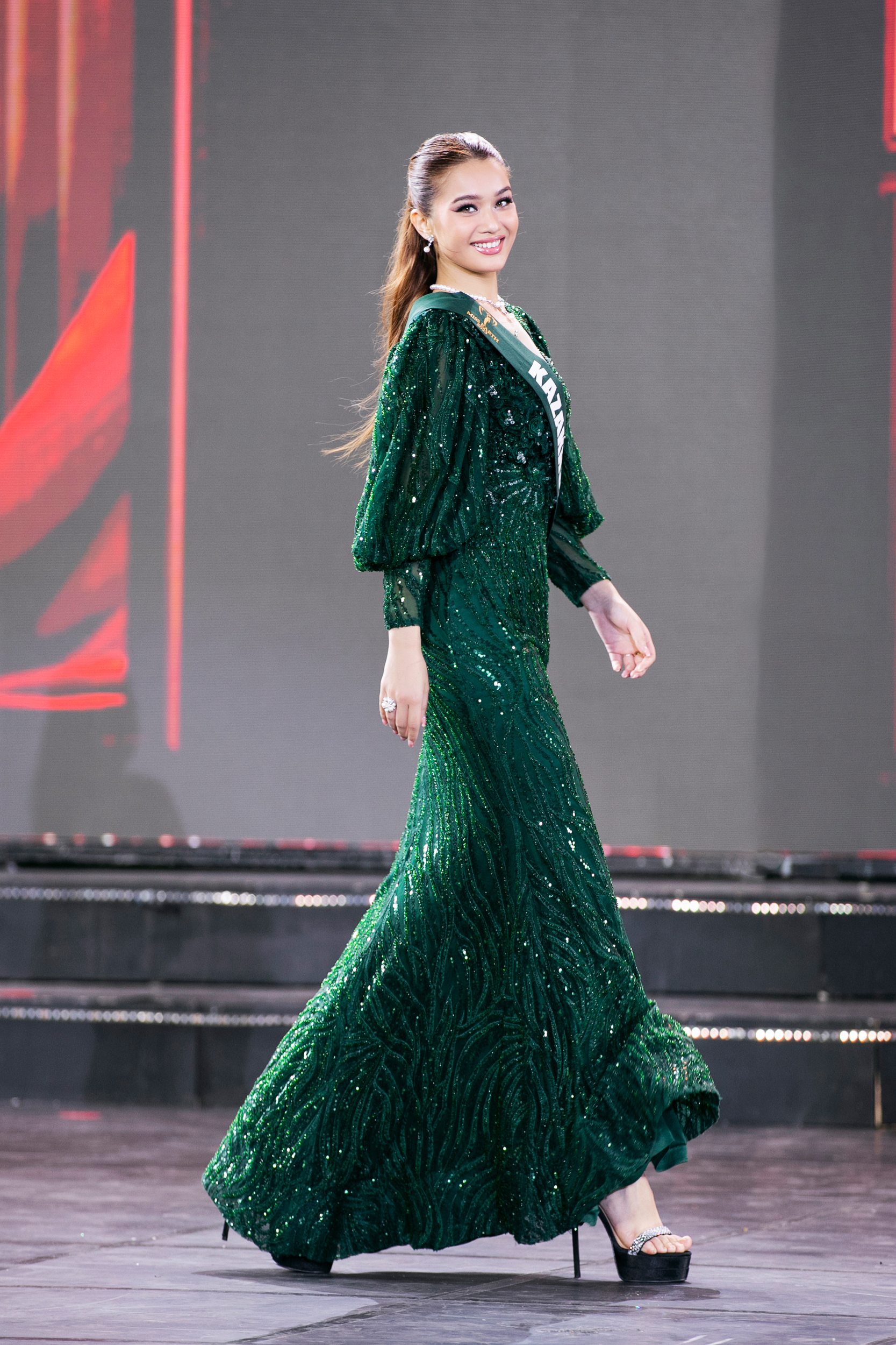 Top 8 Miss Earth 2023 lộ diện: Đại diện Việt Nam Đỗ Lan Anh được gọi tên - Ảnh 16.