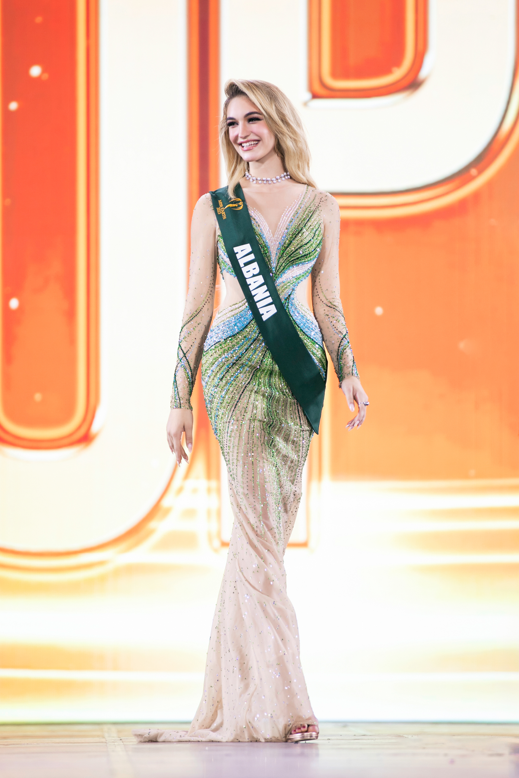 Miss Earth 2023 thuộc về người đẹp Albania Drita Ziri - Ảnh 5.