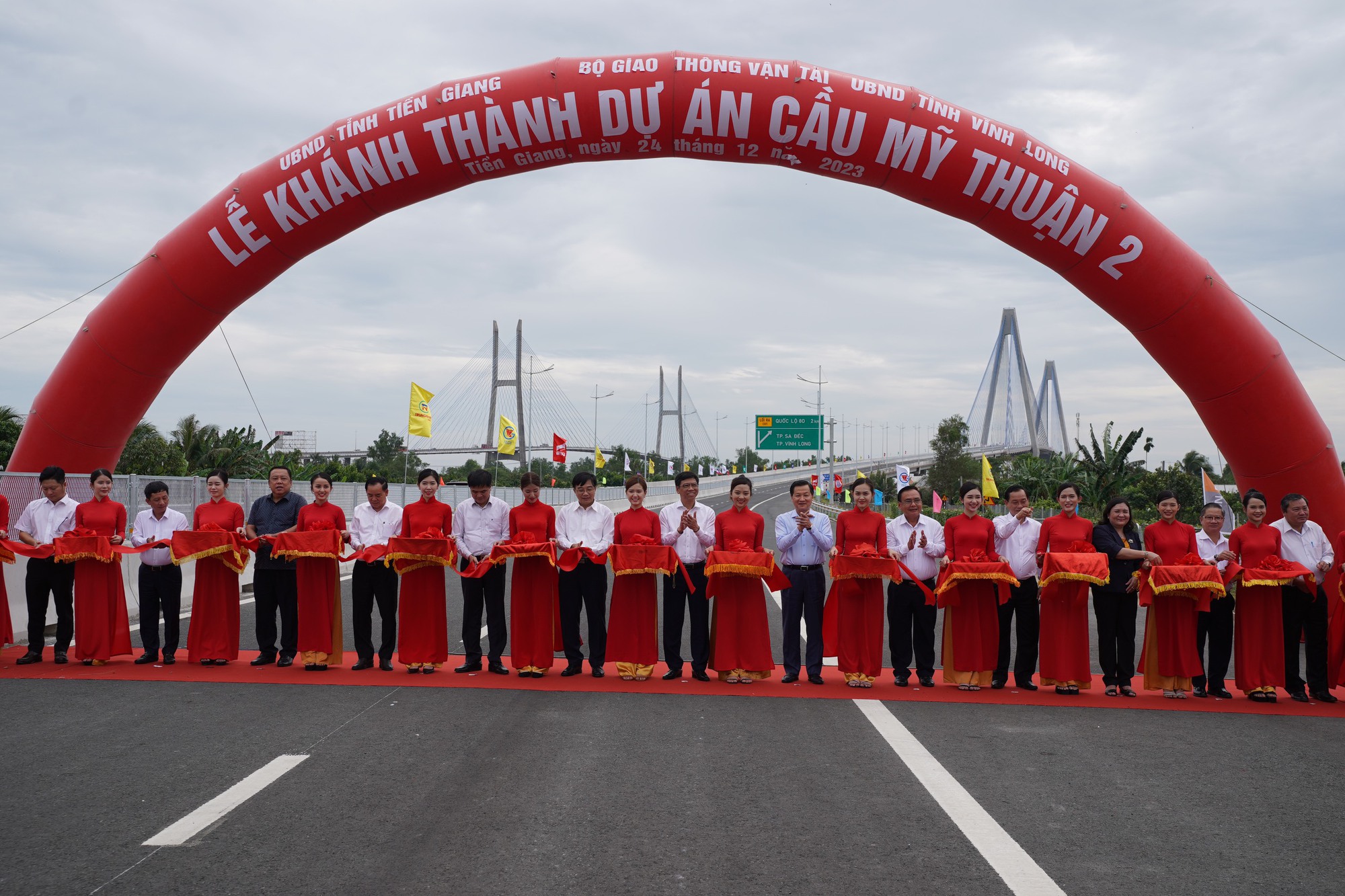 Bộ GTVT đồng loạt khánh thành bốn dự án giao thông lớn - Ảnh 2.