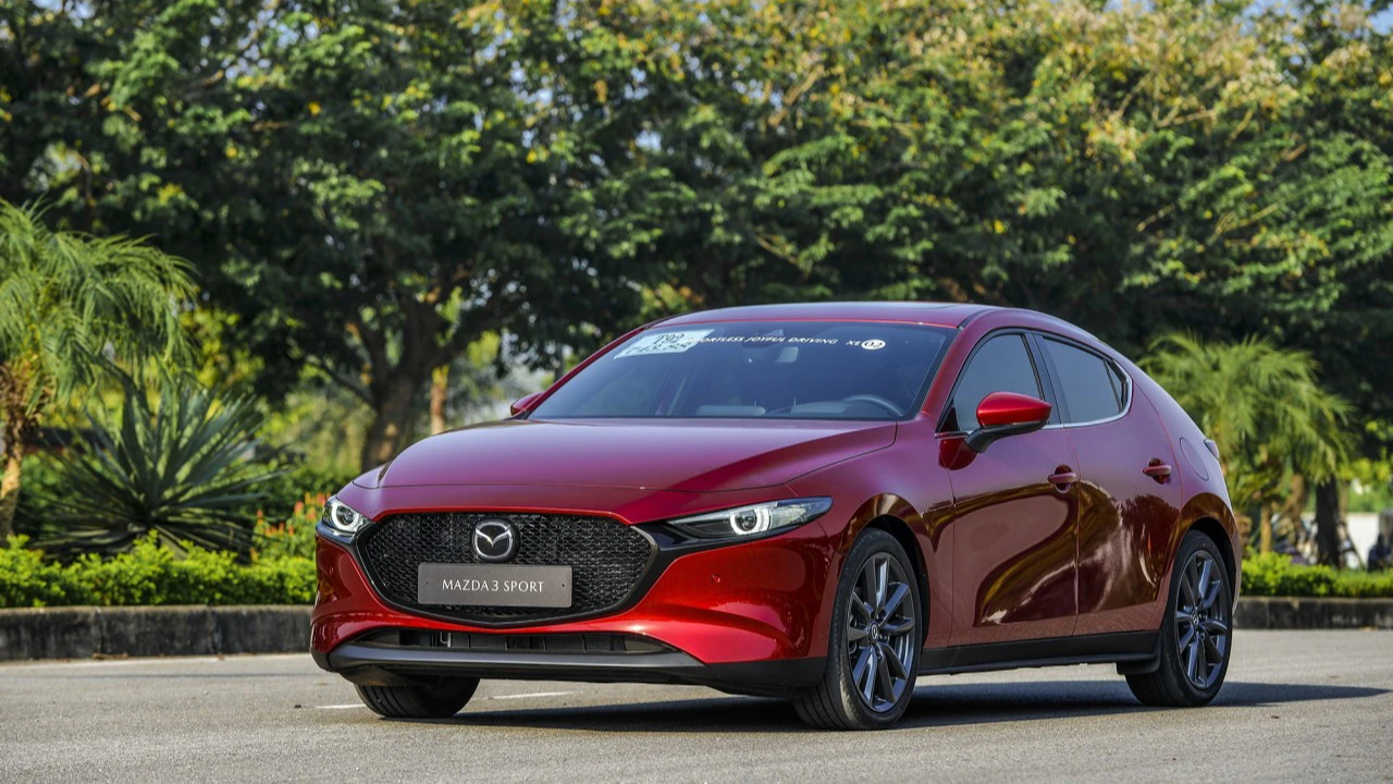Mazda tiếp tục điều chỉnh giá bán nhiều mẫu xe  - Ảnh 2.