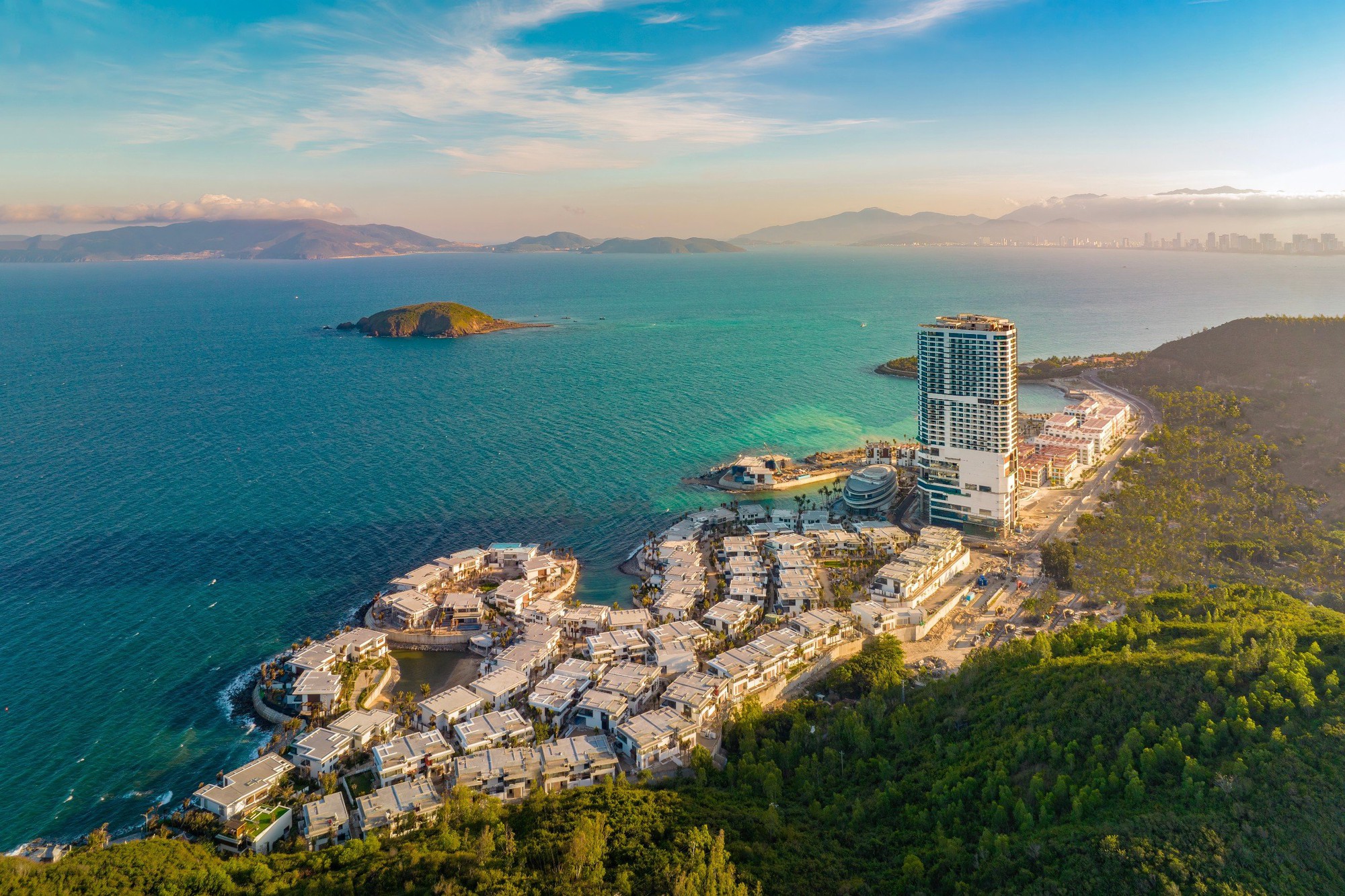 "Điểm danh" các thương hiệu hàng đầu thế giới hội tụ tại Vega City Nha Trang - Ảnh 2. "Điểm danh" các thương hiệu hàng đầu thế giới hội tụ tại Vega City Nha Trang - Ảnh 2.