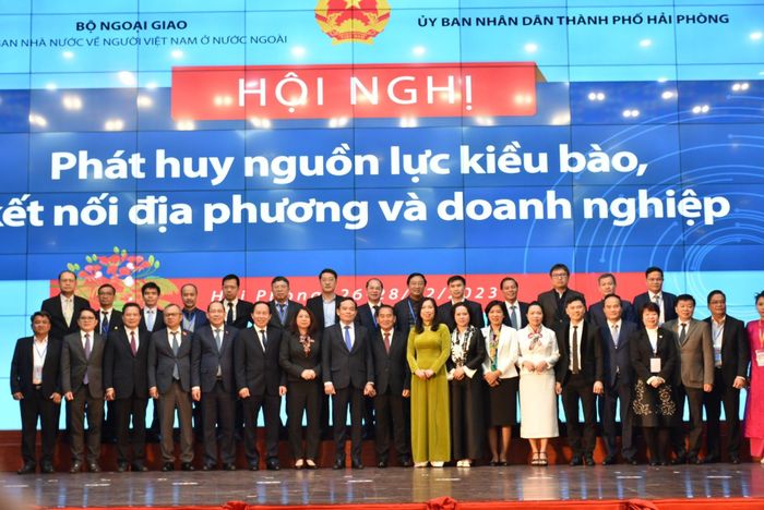 Hội nghị Phát huy nguồn lực kiều bào, kết nối địa phương và doanh nghiệp - Ảnh 1.