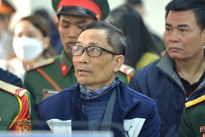 Tổng giám đốc Việt Á Phan Quốc Việt khai gì tại tòa án quân sự? - Ảnh 5.