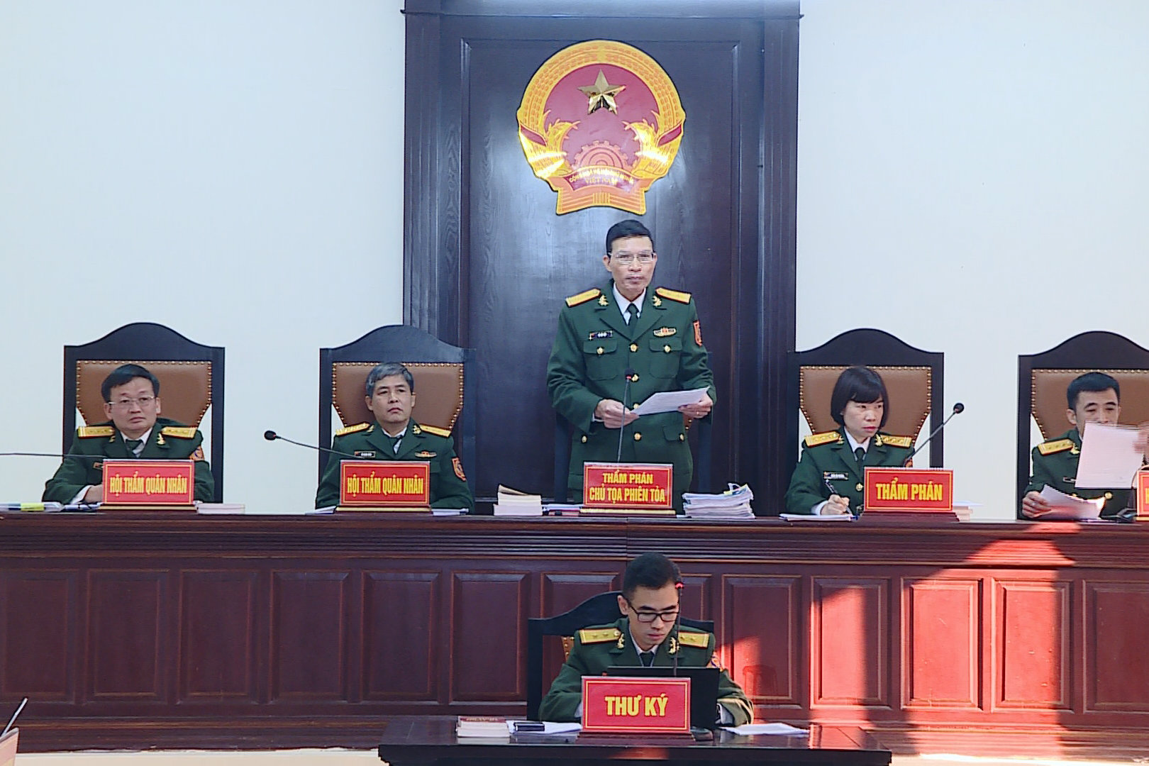 Tổng giám đốc Việt Á Phan Quốc Việt khai gì tại tòa án quân sự? - Ảnh 1.