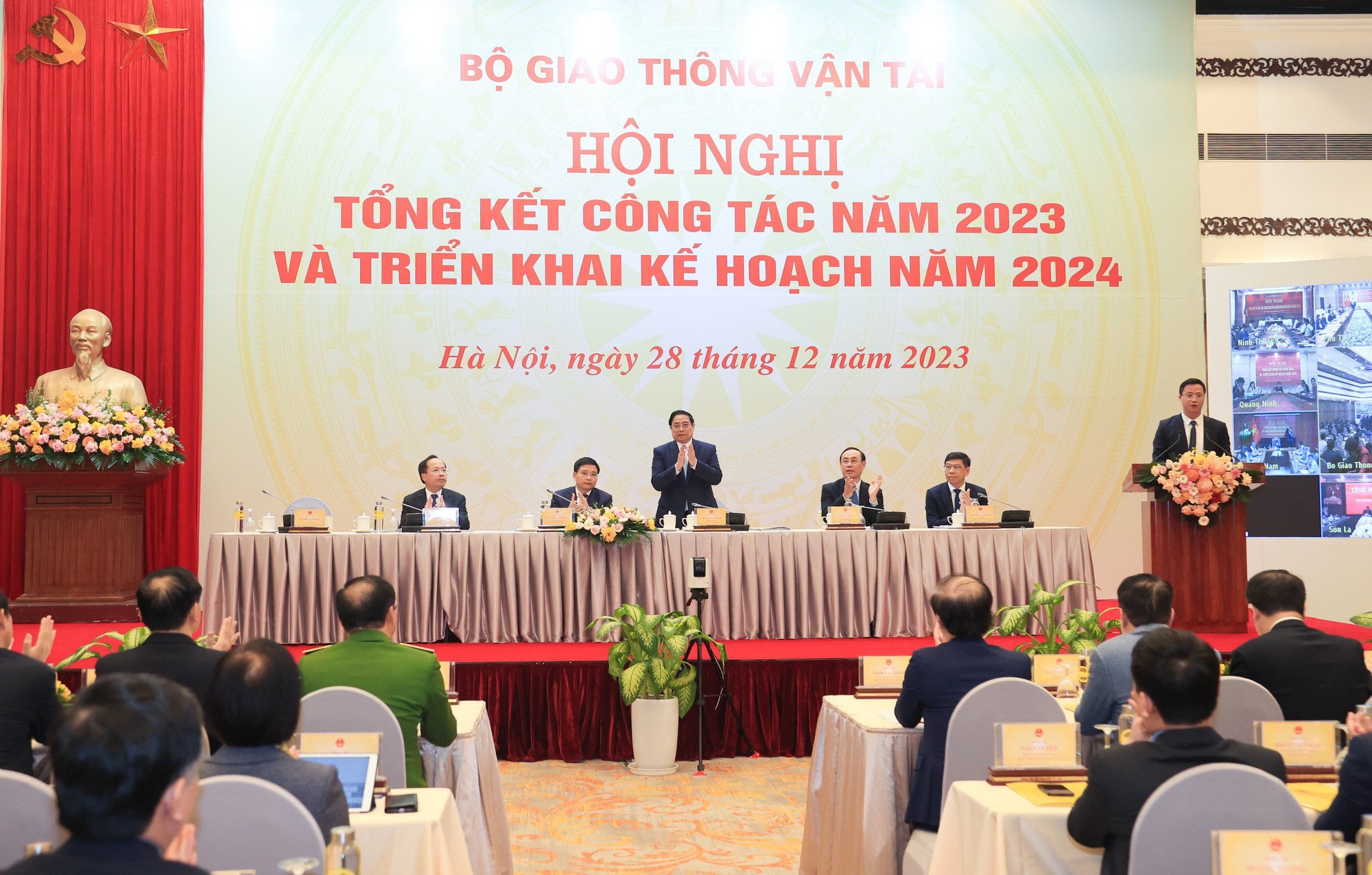 Bộ GTVT tổ chức Hội nghị tổng kết năm 2023 - Ảnh 1.