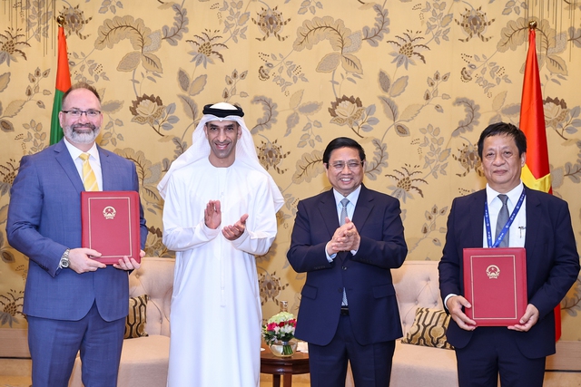 Thủ tướng: UAE có thể hợp tác phát triển đô thị cảng với Việt Nam  - Ảnh 3.