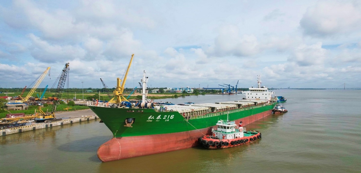 Đẩy mạnh phát triển cảng biển Cần Thơ cho tàu 20.000 tấn - Ảnh 1.