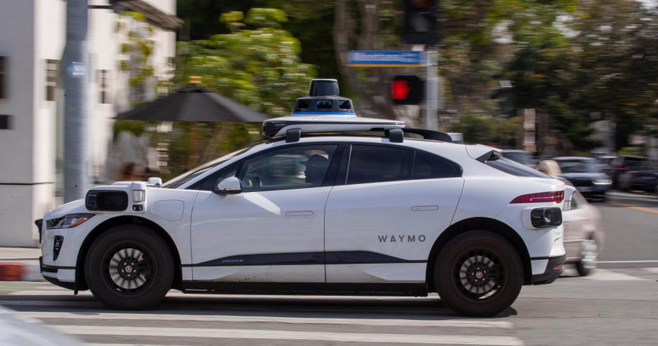 Waymo nghiên cứu giải pháp an toàn mới cho xe tự động lái   - Ảnh 1.