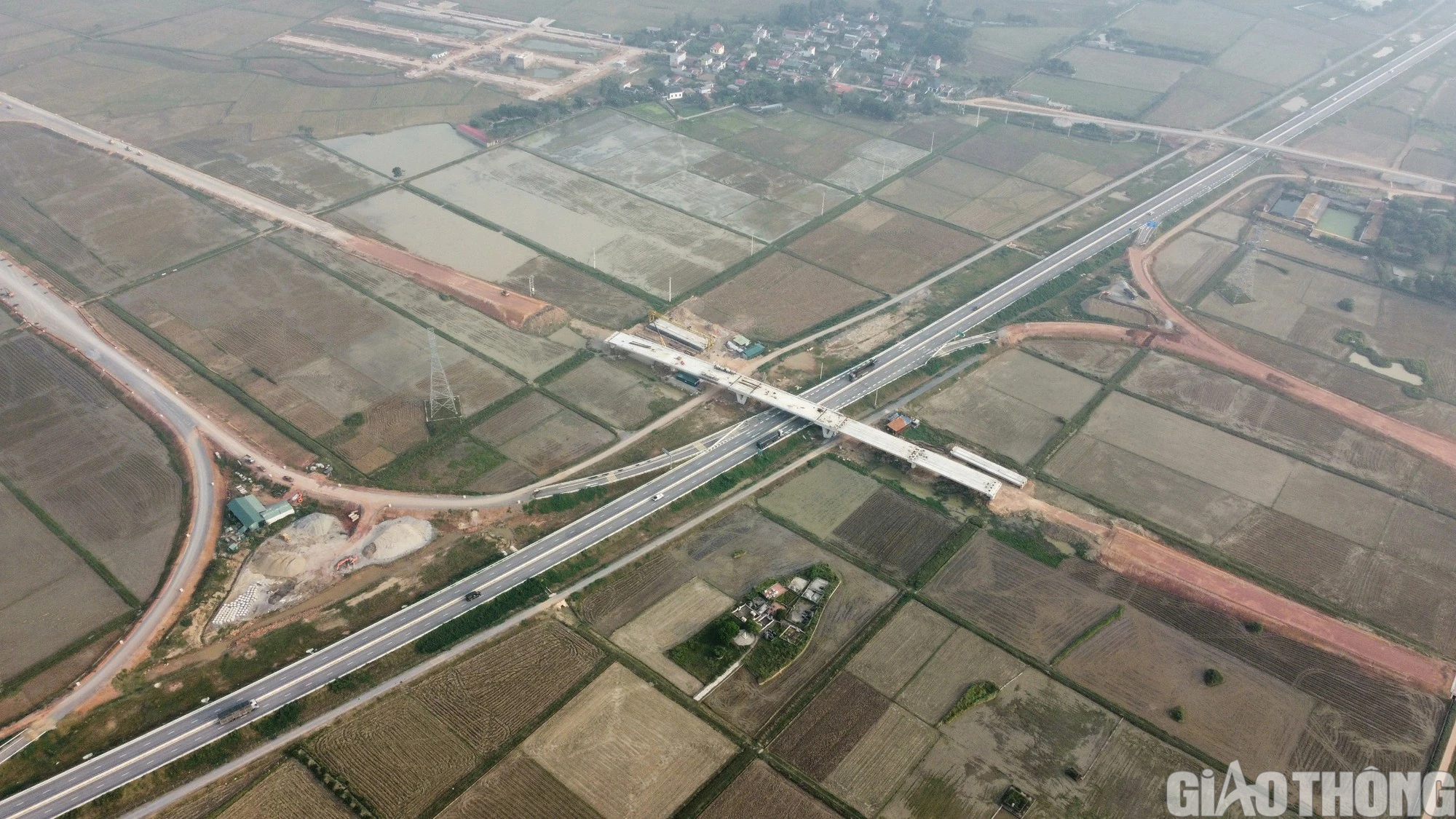Đề xuất nâng cấp nhiều tuyến quốc lộ vào nút giao cao tốc qua Thanh Hoá - Ảnh 1.