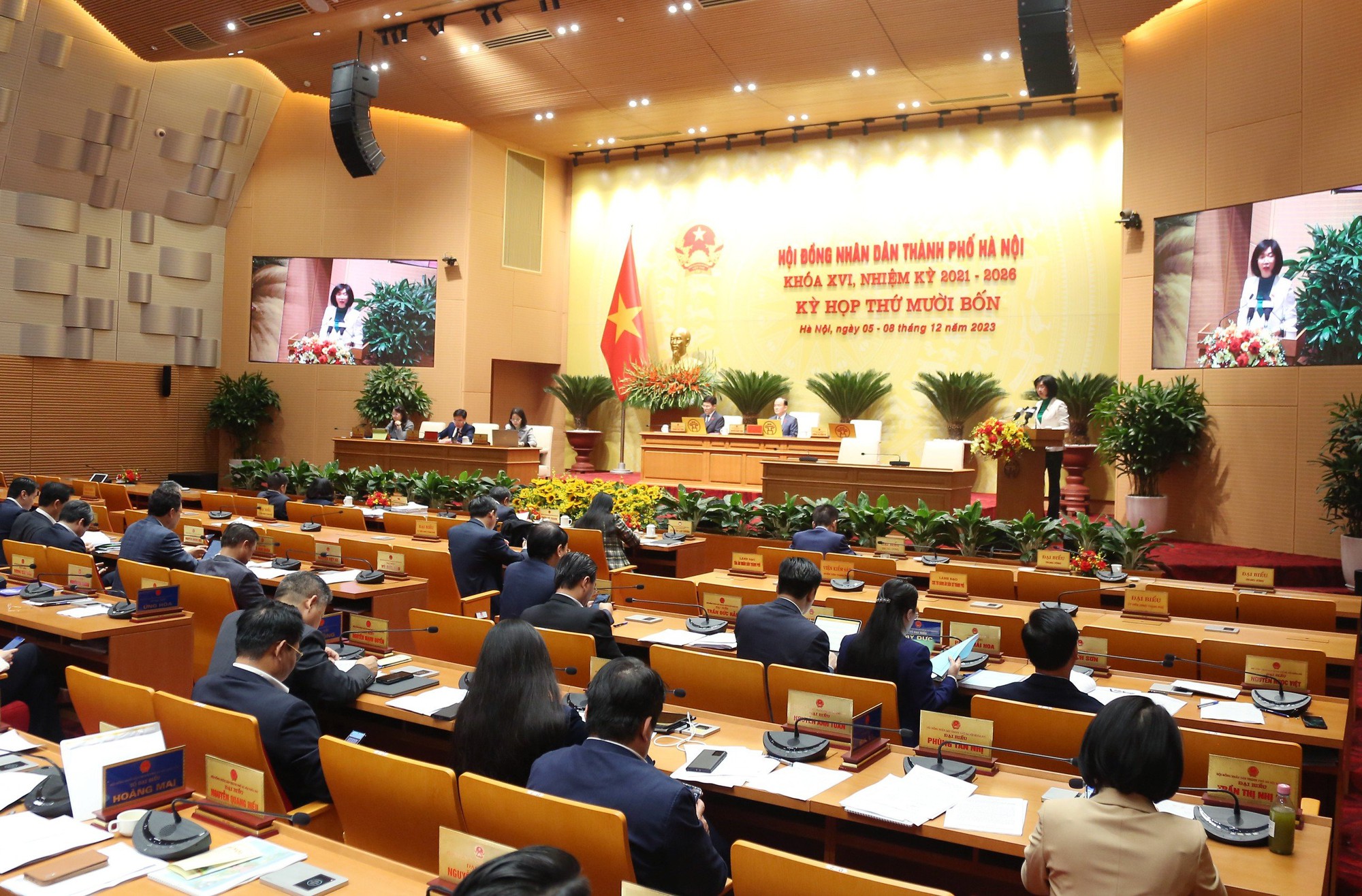 Hà Nội đặt mục tiêu năm 2024 thu nhập bình quân đầu người trên 160 triệu đồng - Ảnh 1.