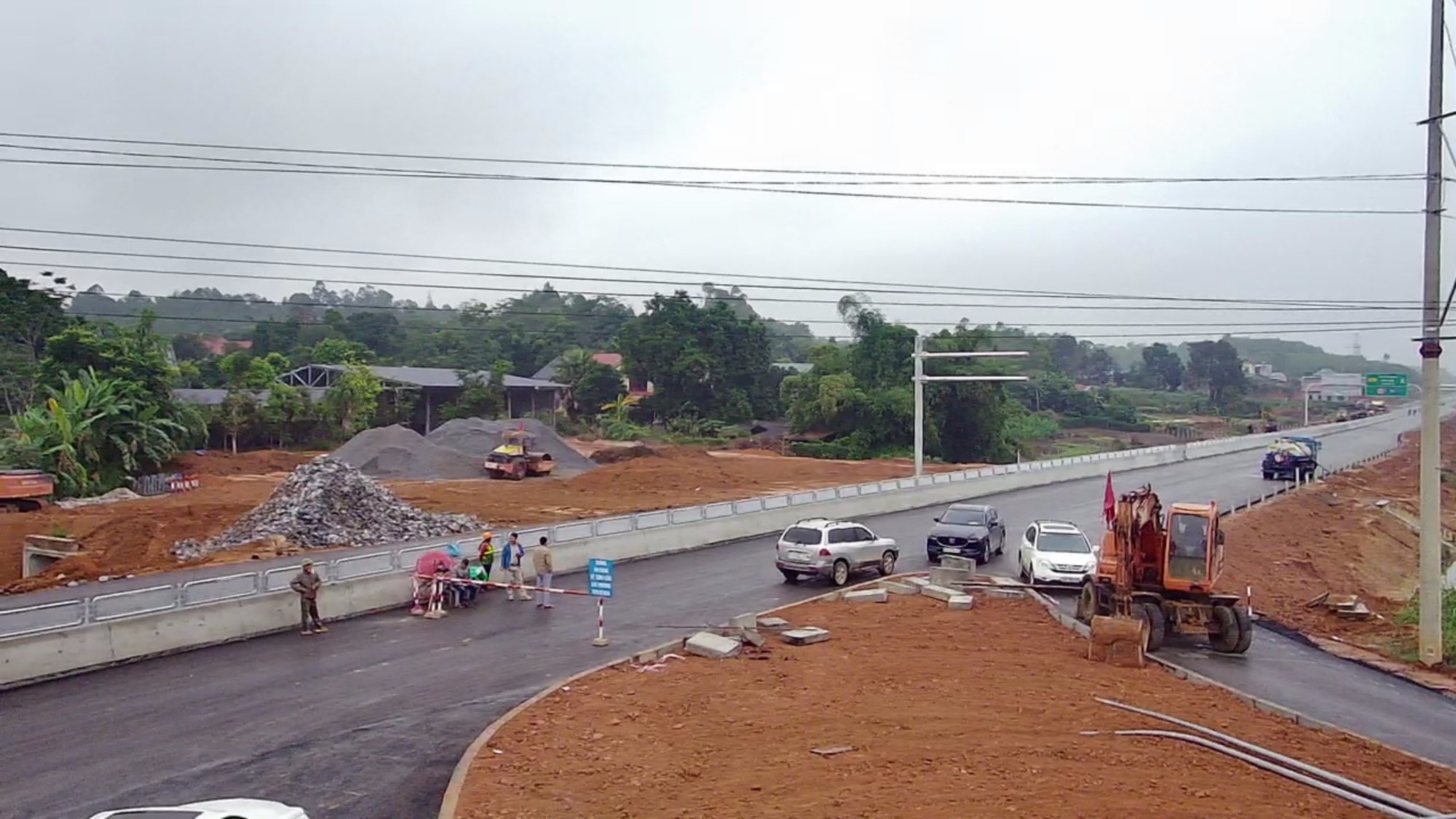 Hối hả cán đích cao tốc Tuyên Quang - Phú Thọ - Ảnh 10.