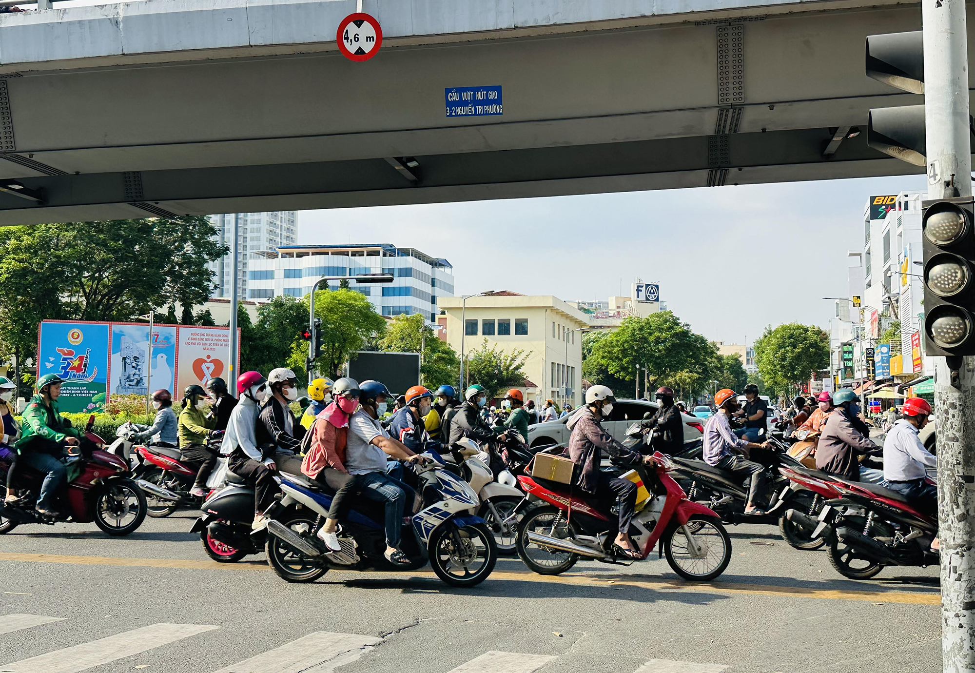 TP.HCM: Điểm đen giao thông xóa chỗ này, “mọc” chỗ khác - Ảnh 2.