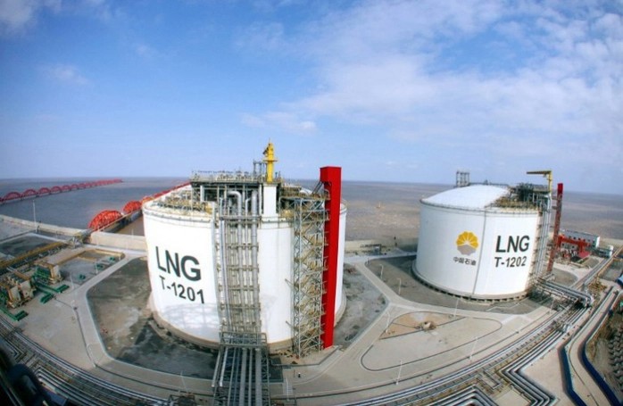 Giá khí LNG cao gấp 1,5 lần khí nội: EVN lo tăng chi phí phát, mua điện - Ảnh 1.