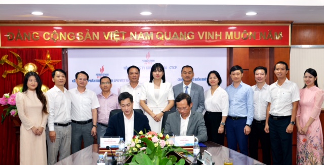 Ký thỏa thuận hợp tác xây dựng trạm chiết nạp LPG Quảng Ngãi - Ảnh 2.