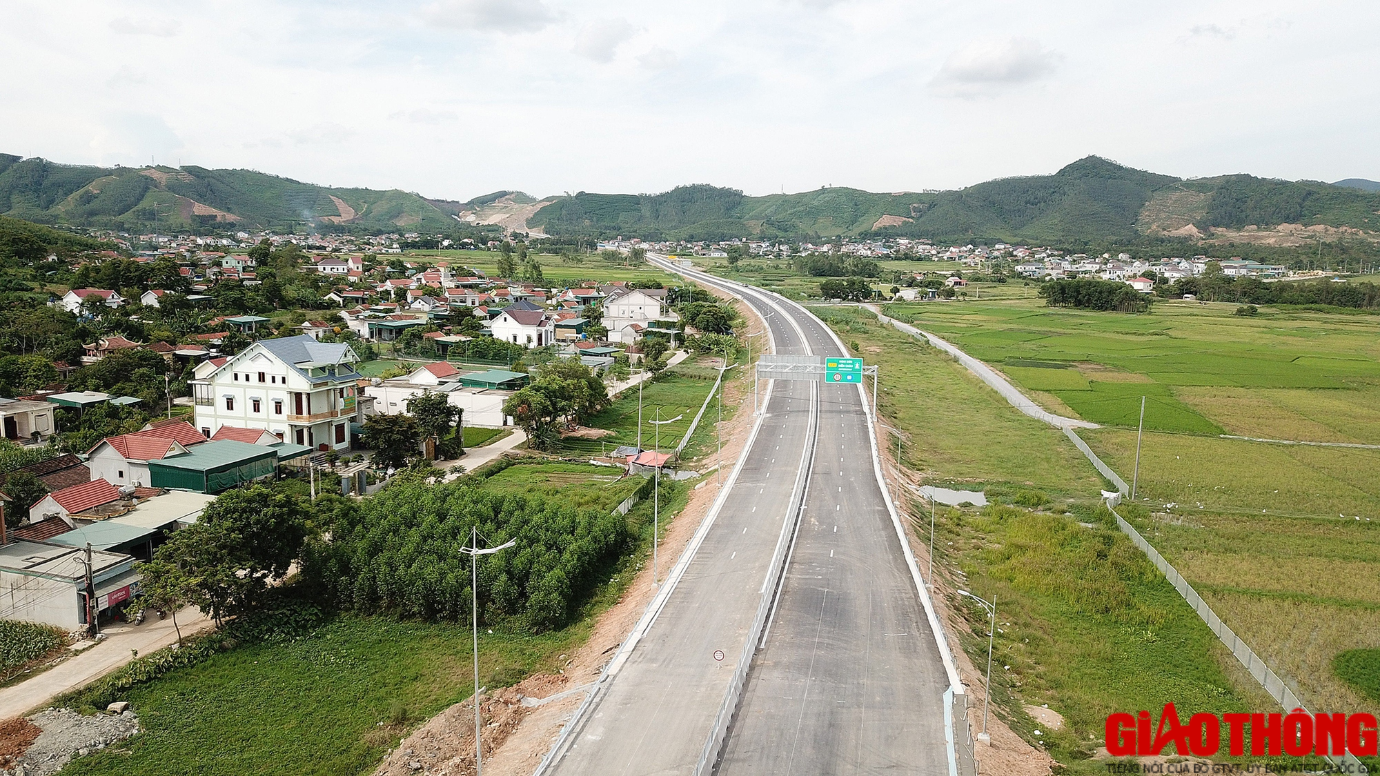 Cao tốc Nghi Sơn – Diễn Châu trước giờ G - Ảnh 24.