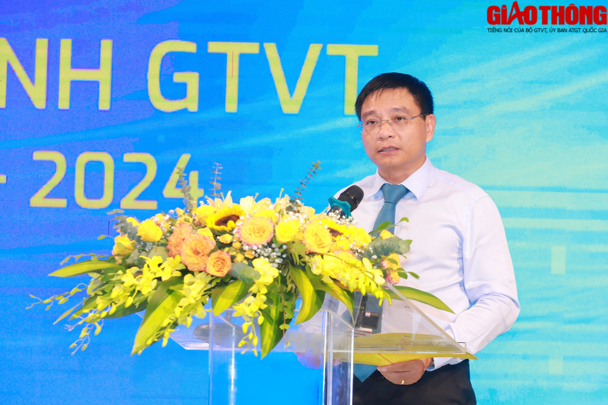 Bộ trưởng Nguyễn Văn Thắng: Ngành GTVT được cơ quan báo chí đồng hành, chia sẻ - Ảnh 1.