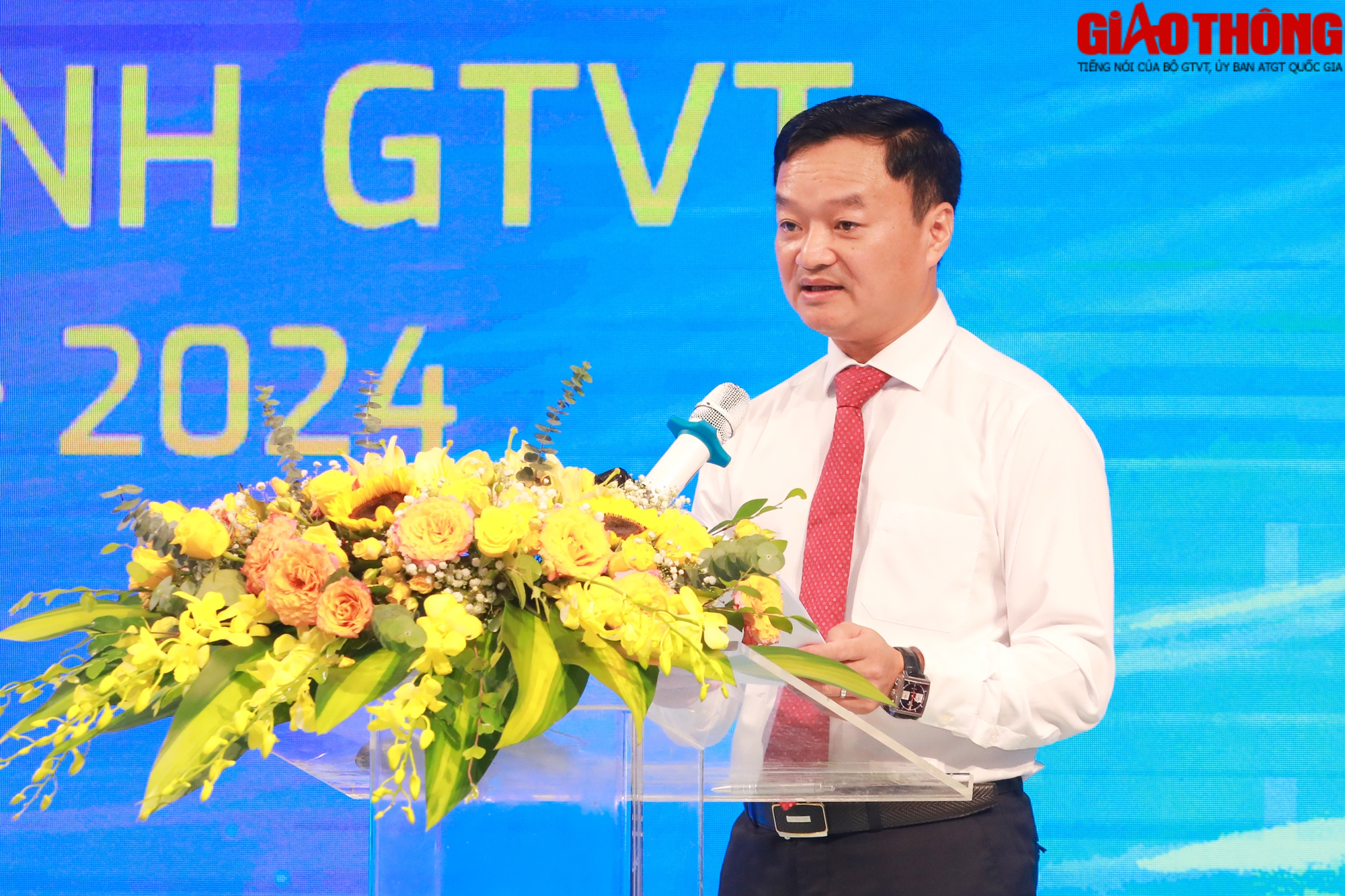 Bộ trưởng Nguyễn Văn Thắng: Ngành GTVT được cơ quan báo chí đồng hành, chia sẻ - Ảnh 2.
