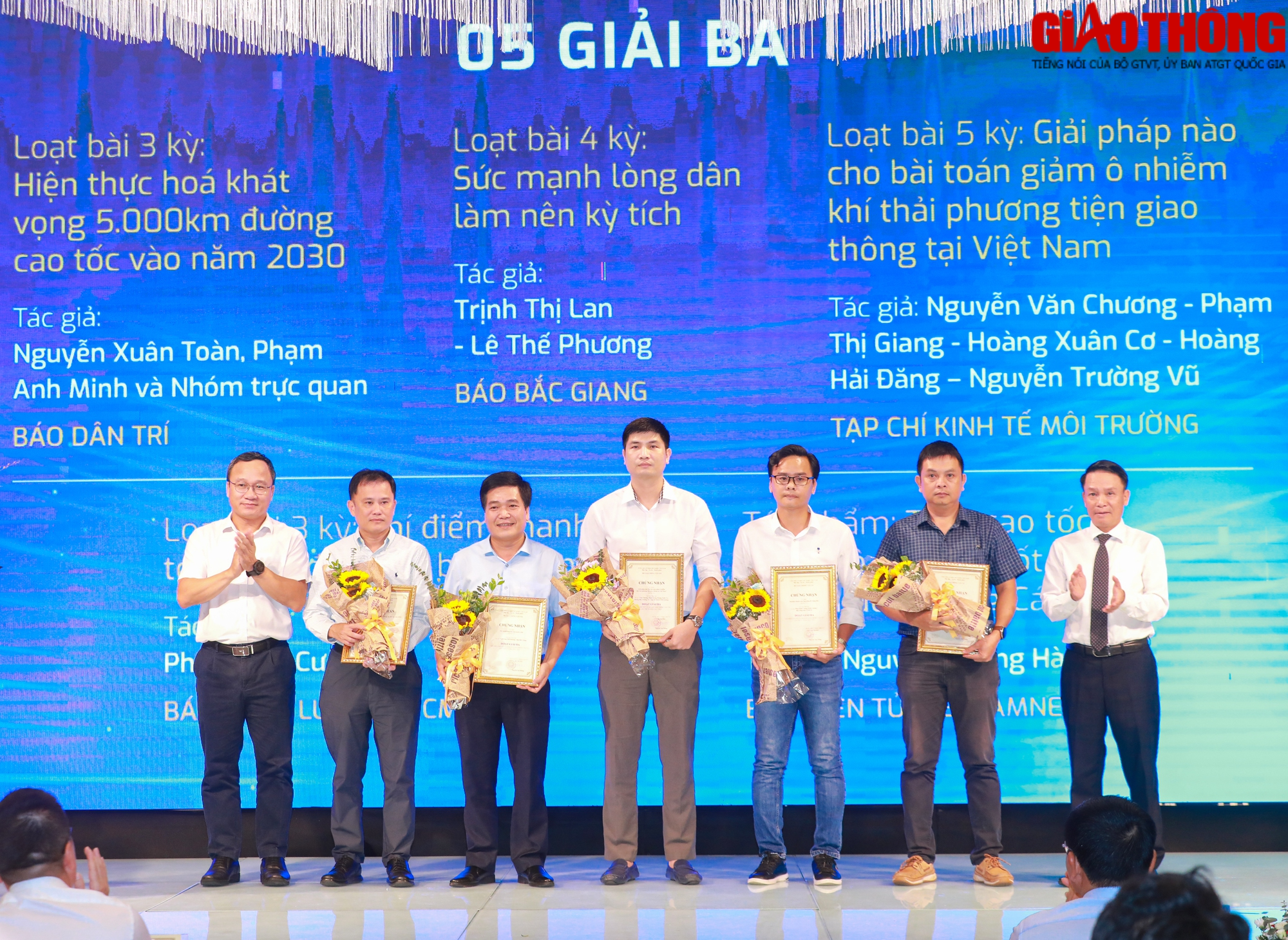 Bộ trưởng Nguyễn Văn Thắng: Ngành GTVT được cơ quan báo chí đồng hành, chia sẻ - Ảnh 6.