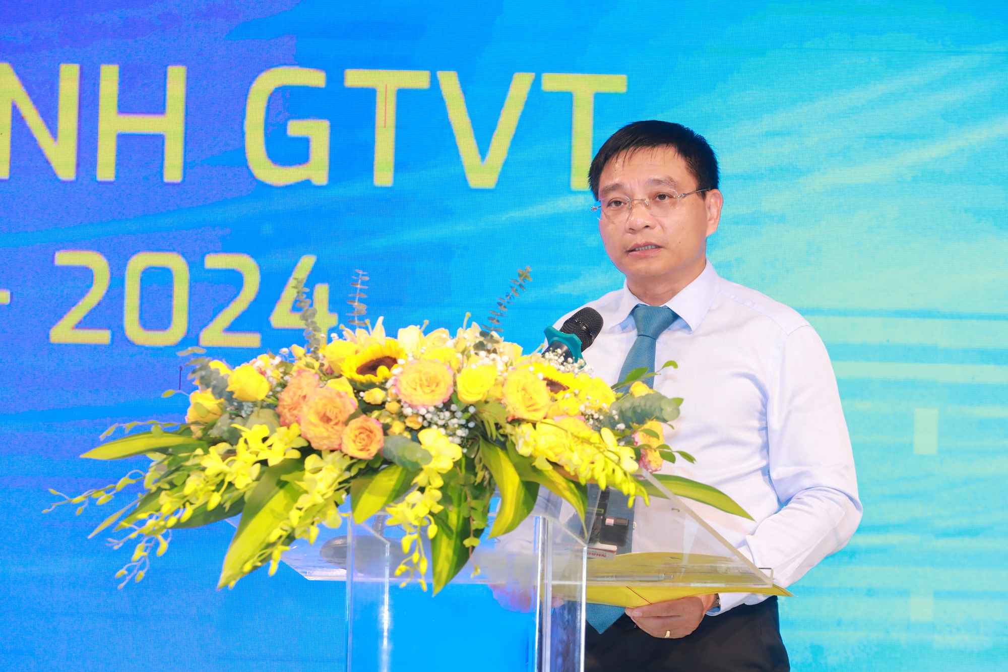 Bộ trưởng Nguyễn Văn Thắng phát động Giải báo chí về ngành GTVT lần V - Ảnh 1.