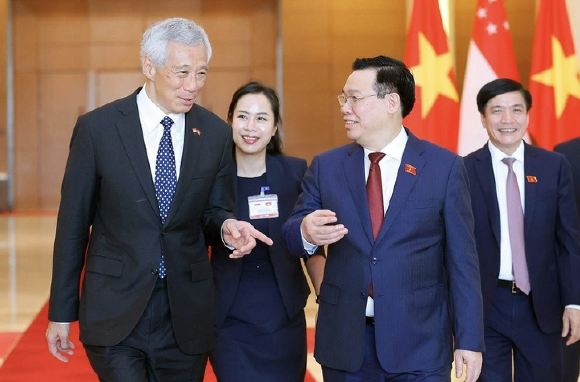 Gặp Thủ tướng Singapore, Tổng bí thư đưa ra nhiều đề nghị hợp tác chiến lược quan trọng  - Ảnh 3.