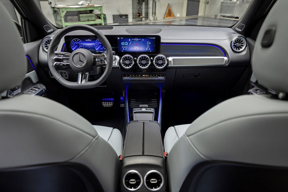 Mẫu SUV điện Mercedes-Benz EQB 2024 ra mắt bản nâng cấp - Ảnh 4.