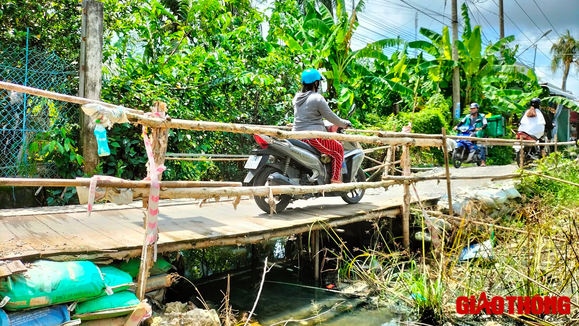 Vì sao cầu Ông Đực đến nay vẫn giậm chân tại chỗ? - Ảnh 1.