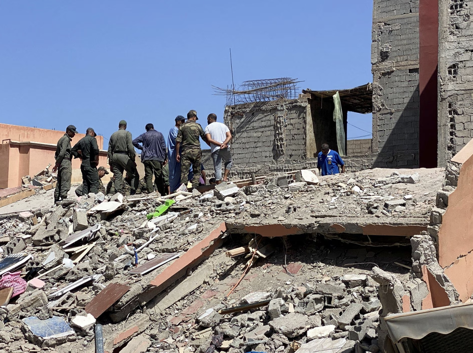 Động đất tại Maroc: Số người thiệt mạng tiếp tục tăng mạnh  - Ảnh 1.