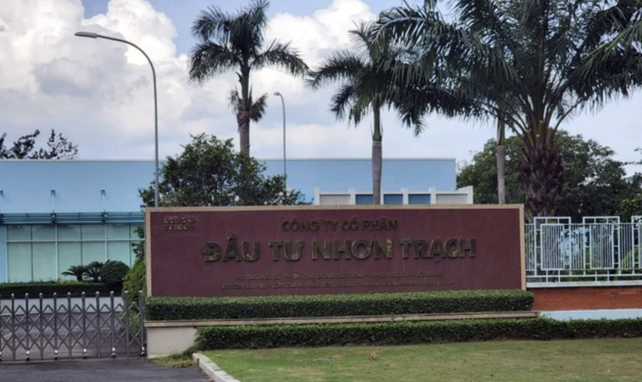 Khởi tố vụ án liên quan đến cổ phần hóa Tổng công ty Tín Nghĩa - Ảnh 2. Khởi tố vụ án liên quan đến cổ phần hóa Tổng công ty Tín Nghĩa - Ảnh 2.
