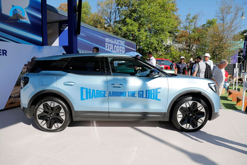 SUV điện Ford Explorer chính thức ra mắt, giá gần 1,2 tỷ đồng - Ảnh 3.