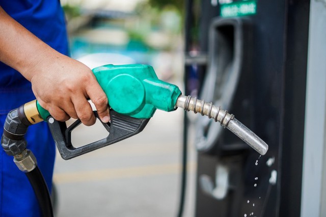 Giá xăng dầu tăng mạnh từ chiều nay 21/9 - Ảnh 1.