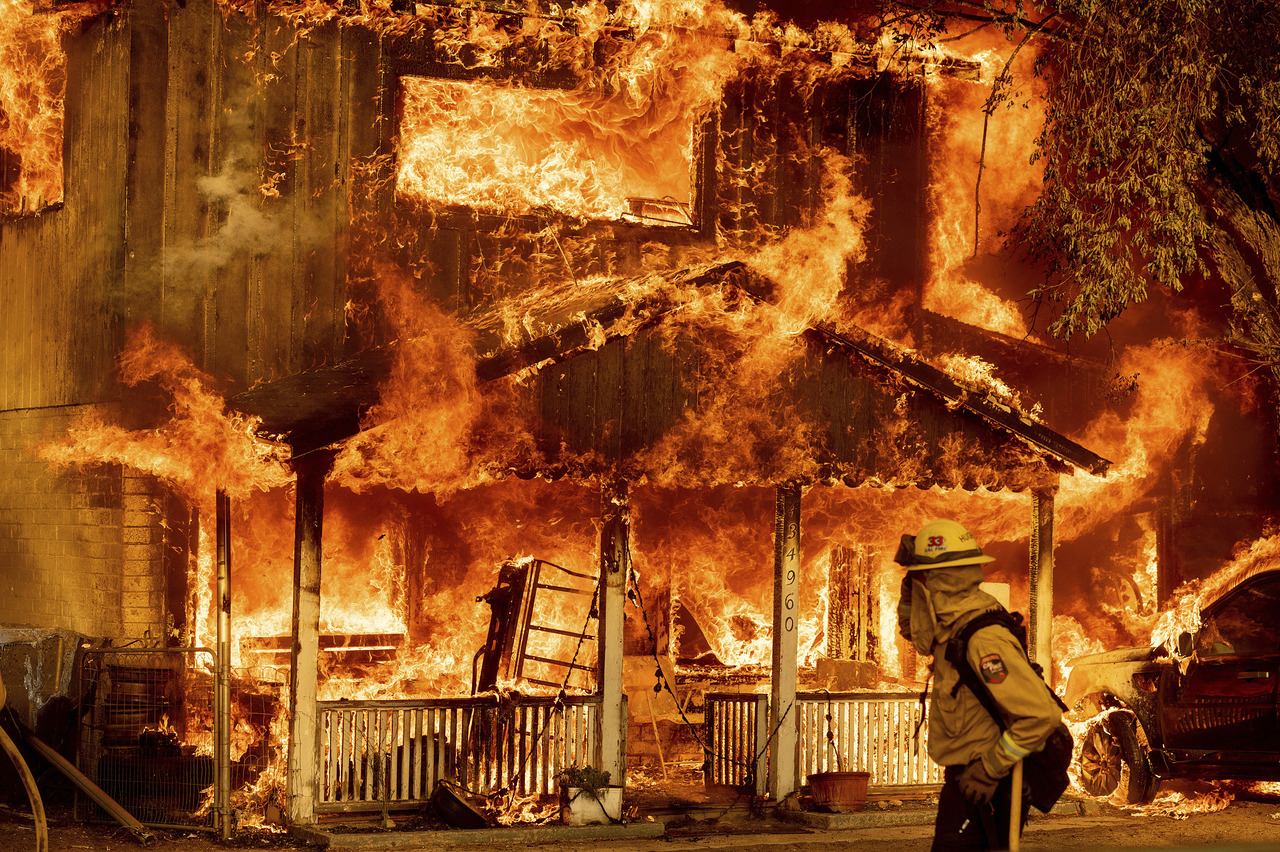 Báo cáo hỏa hoạn quốc gia mới nhất Mỹ: 1.353.500 vụ, đốt gần 16 tỷ USD - Ảnh 1.