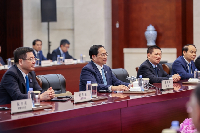 Phát triển quan hệ với Trung Quốc là lựa chọn chiến lược hàng đầu của Việt Nam - Ảnh 3.