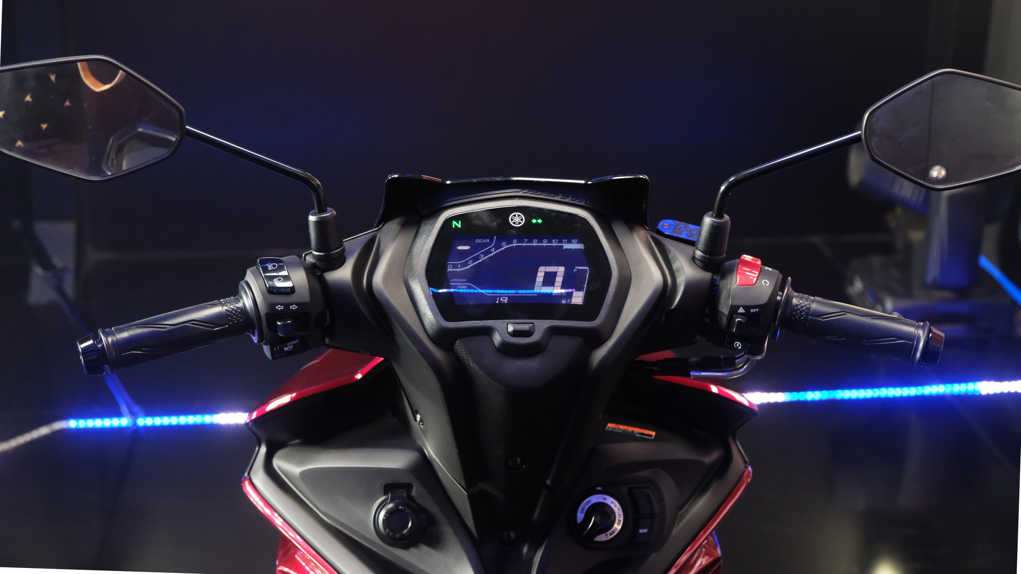 Những điểm mới trên Yamaha Exciter 2023 vừa ra mắt Việt Nam - Ảnh 8.