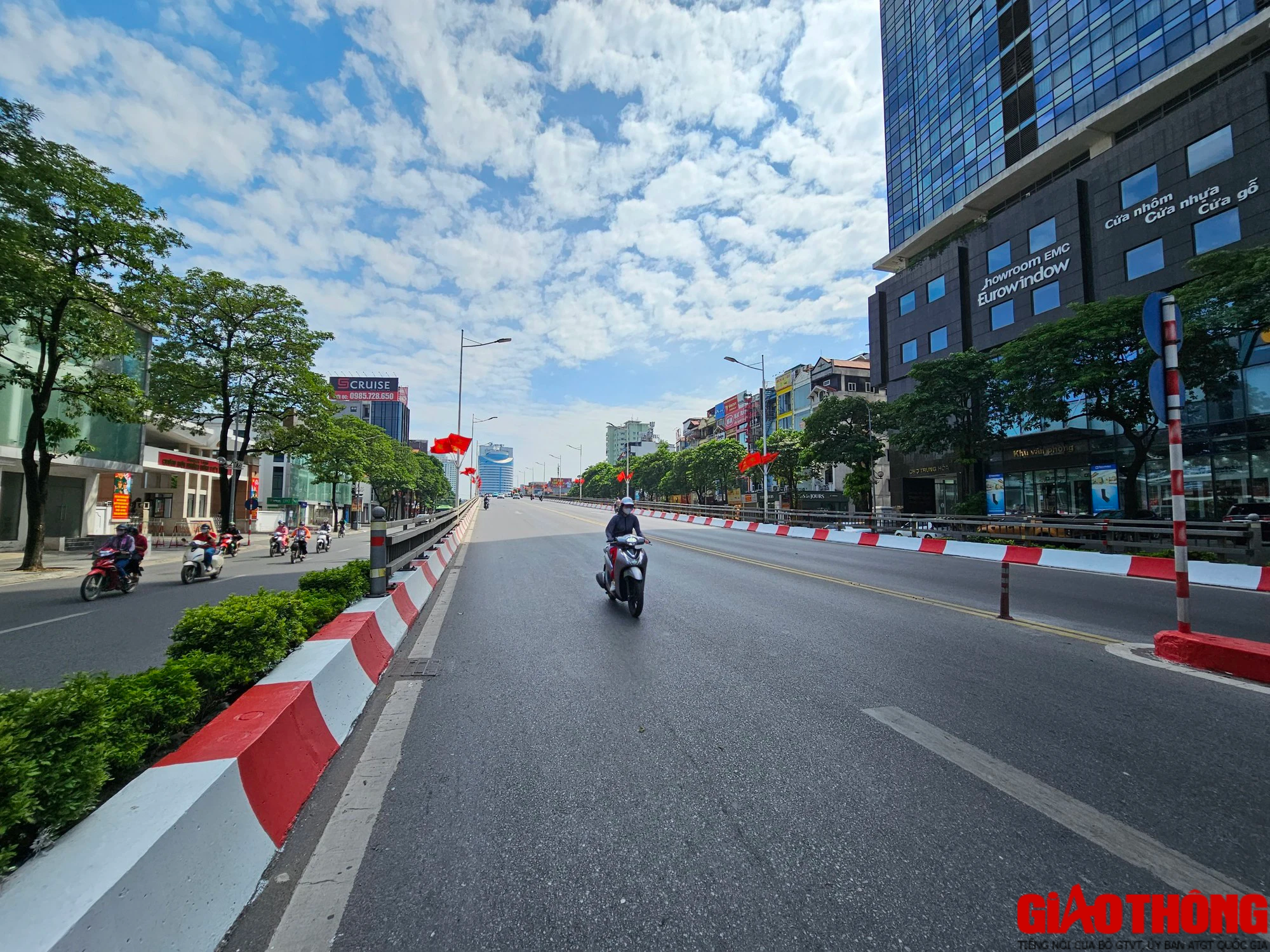 Đường phố Hà Nội vắng phương tiện dịp nghỉ lễ 2/9 - Ảnh 10.