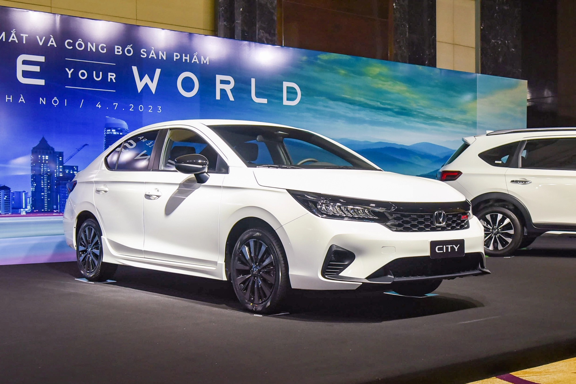 Khách mua ô tô Honda được hưởng ưu đãi kép- Ảnh 1. Khách mua ô tô Honda được hưởng ưu đãi kép- Ảnh 1.