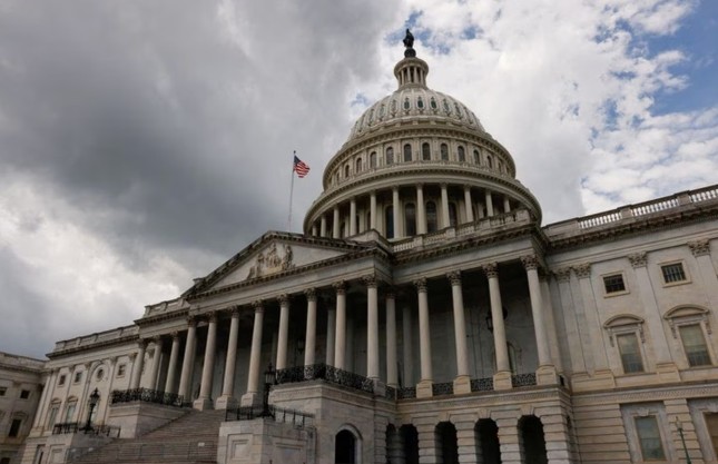 Chính phủ Mỹ đối mặt nguy cơ đóng cửa do bất đồng về dự luật chi tiêu - Ảnh 1.