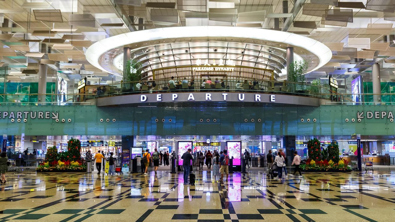 Hành khách khởi hành từ sân bay Changi, Singapore sẽ không cần xuất trình hộ chiếu  - Ảnh 1.