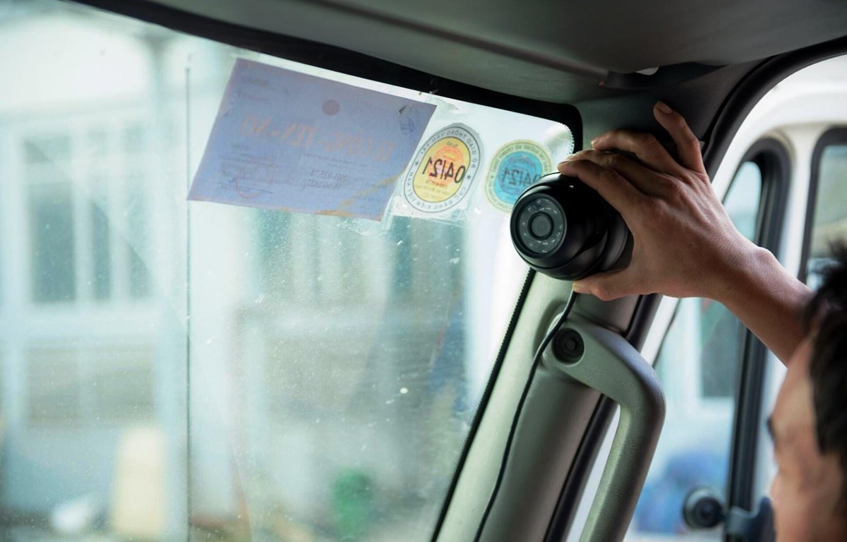 Đề xuất xe vận chuyển hàng hoá nguy hiểm phải lắp camera giám sát người lái xe - Ảnh 2.