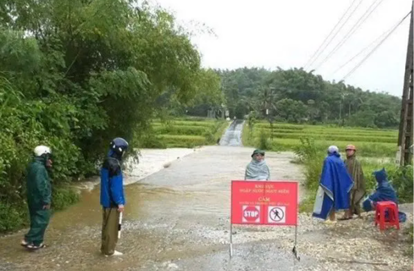 Thanh Hoá: Tập trung khắc phục hậu quả do mưa lũ gây ra - Ảnh 6.