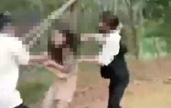 Công an vào cuộc vụ nữ sinh lớp 9 ở Nghệ An bị đánh hội đồng, lột đồ rồi quay clip - Ảnh 1.